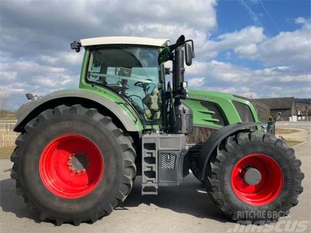 Fendt 828 Vario Profi Plus S4 Tractors