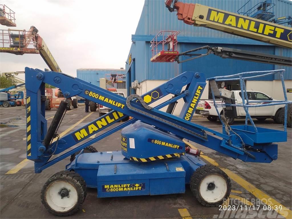 UpRight AB38 Articulated boom lifts