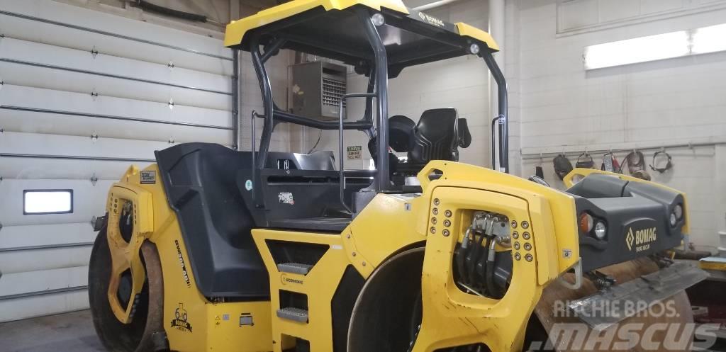 Bomag BW 206 AD-5 Twin drum rollers