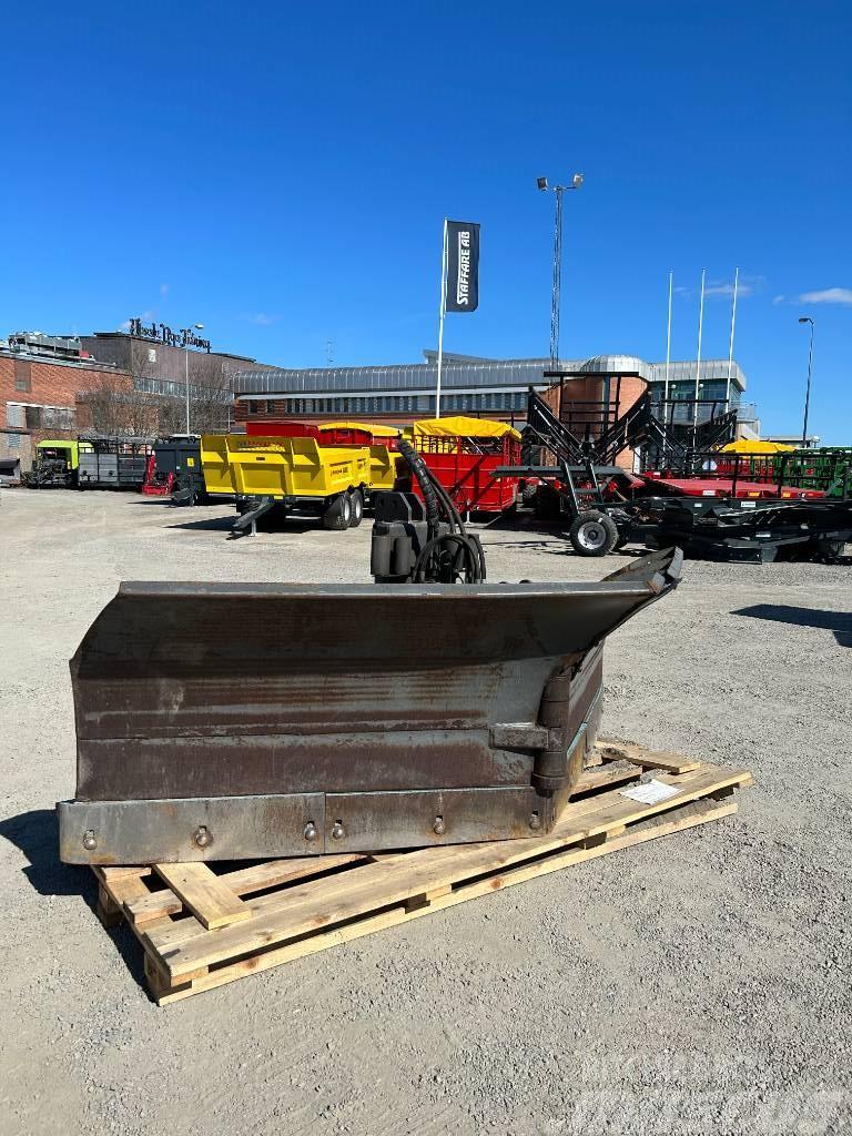 Holms Vikplog 2,8 Snow blades and plows