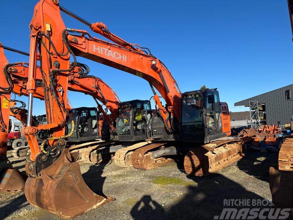 Hitachi ZX225USLC Crawler excavators