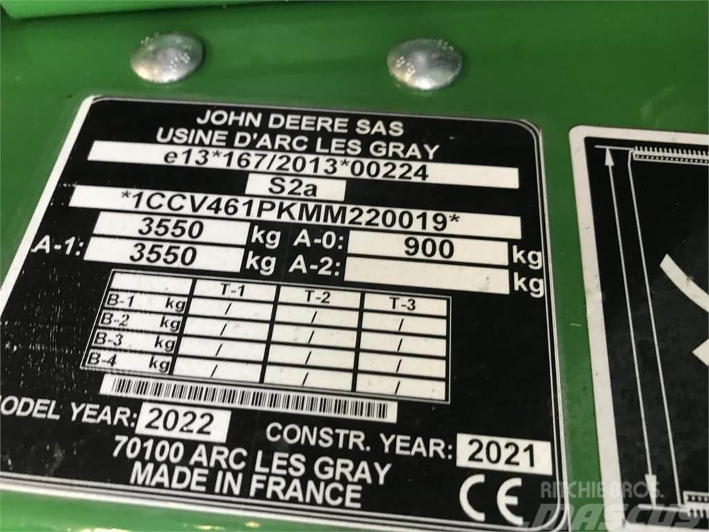 John Deere V461M Round balers