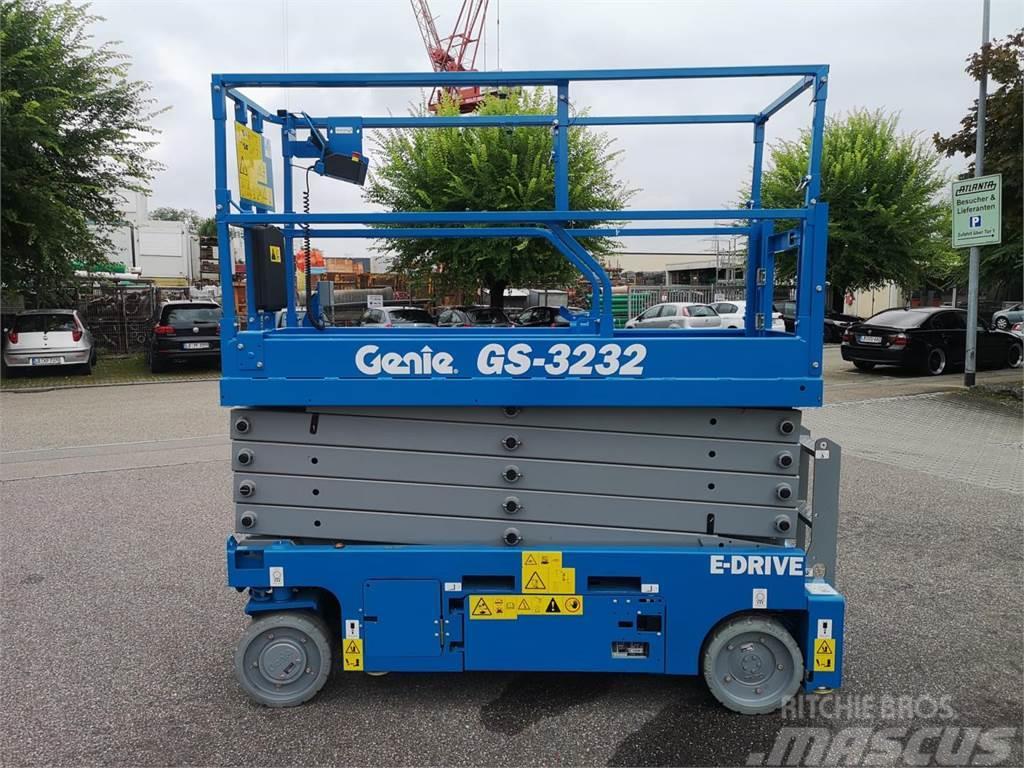 Genie GS-3232 E-Drive Scissor lifts