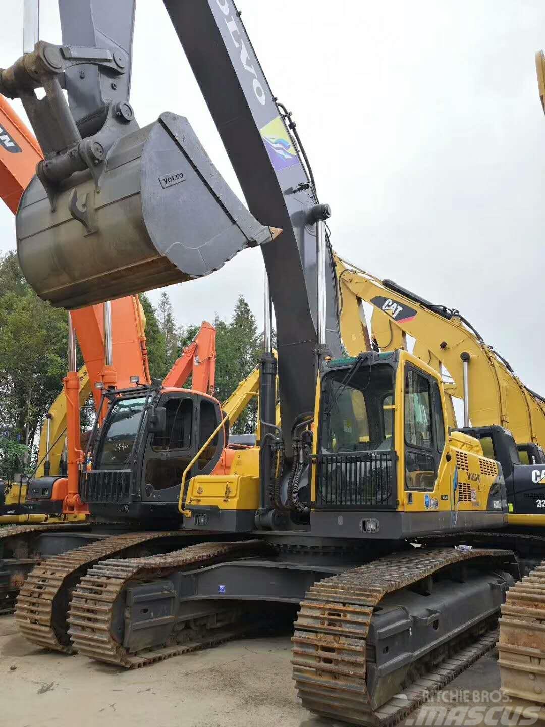 Volvo 460 Crawler excavators