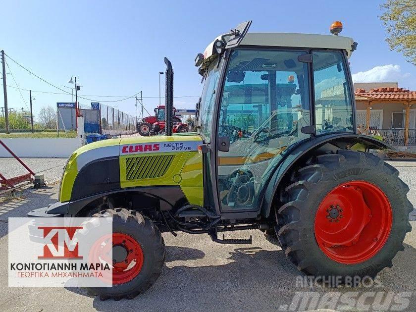 CLAAS NECTIS 227VE Tractors