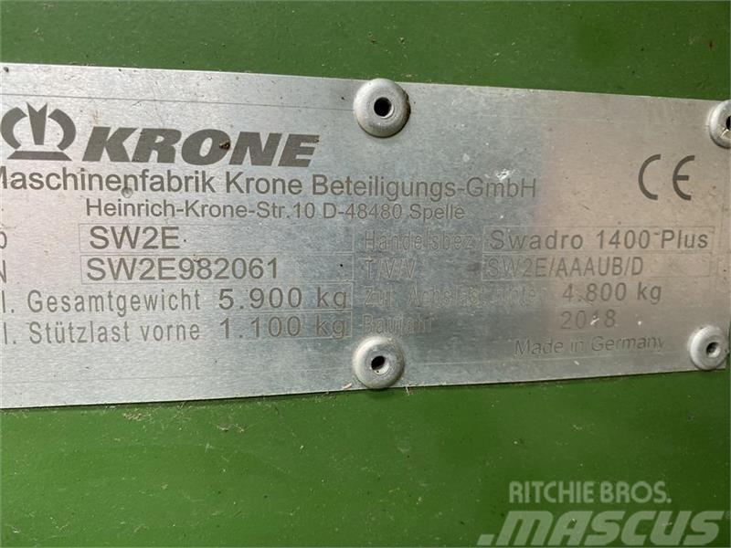 Krone Swadro 1400 plus Rakes and tedders