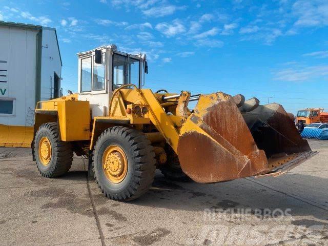 ZTS UNC 200 4x4 frontloader vin 617 Front loaders and diggers