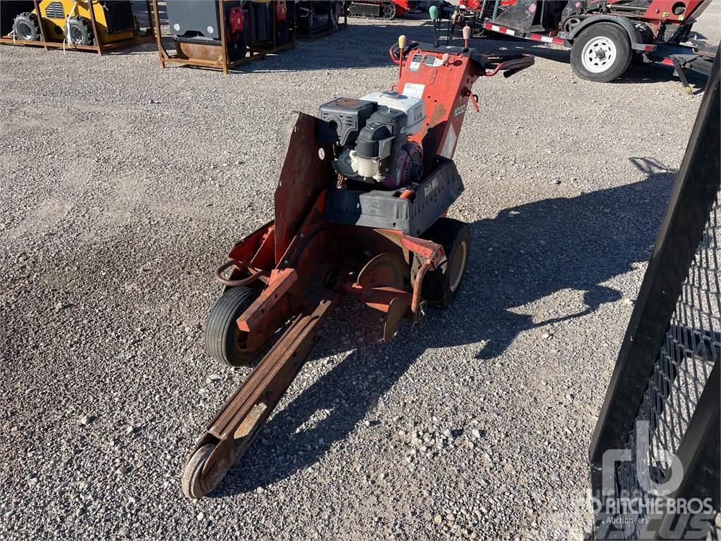 Ditch Witch 1030 Trenchers