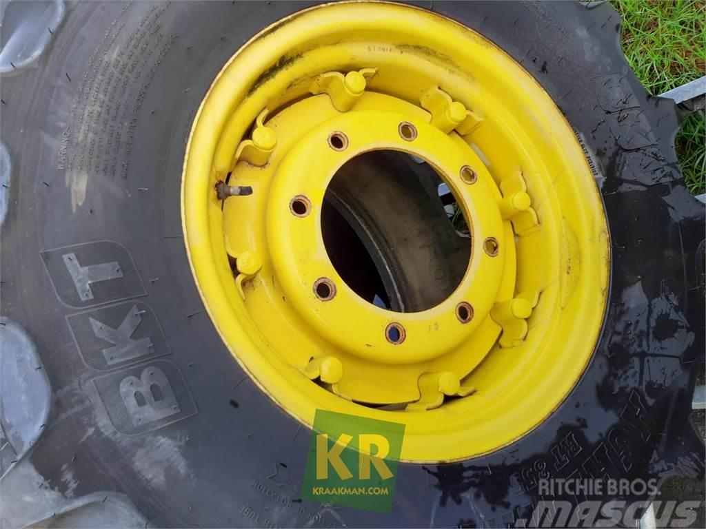 BKT 320/85R20 855 Tyres, wheels and rims