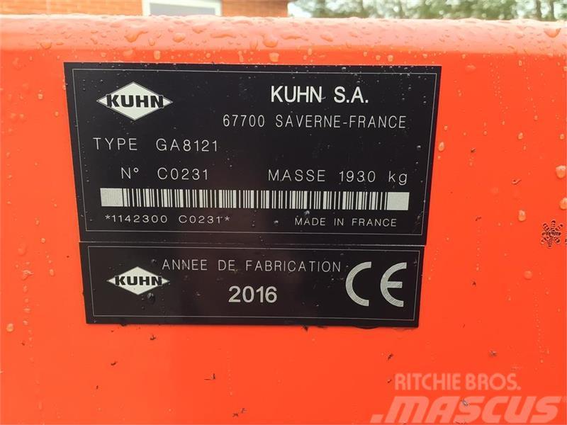 Kuhn GA 8121 Rakes and tedders