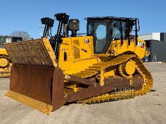 CAT D 7