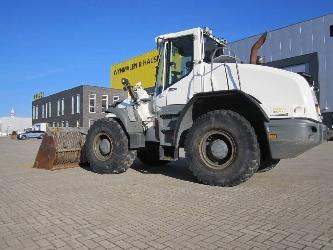 Liebherr L546