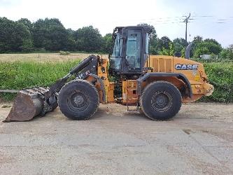 CASE 621 F XT