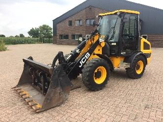 JCB 406