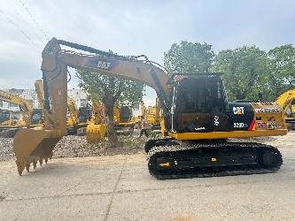CAT 320 D