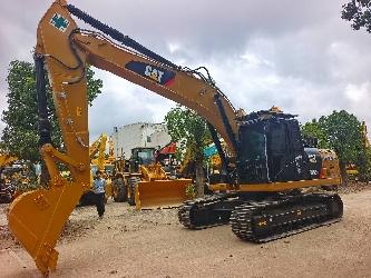 CAT 320D