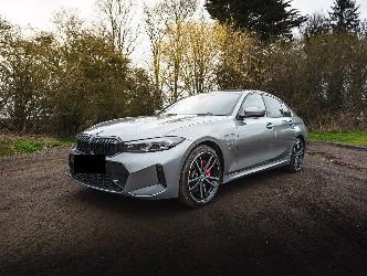 BMW 330e