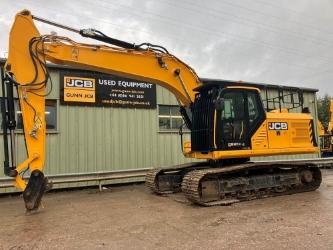 JCB 220X