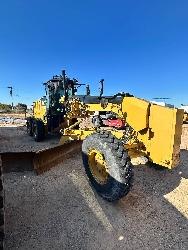 CAT 12 M 2