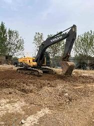 Volvo EC 240