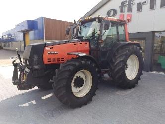 Valtra 8400