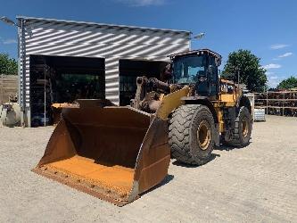 CAT 972 M