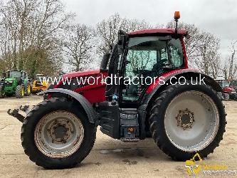 Valtra N 124