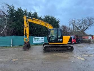 JCB JS 130