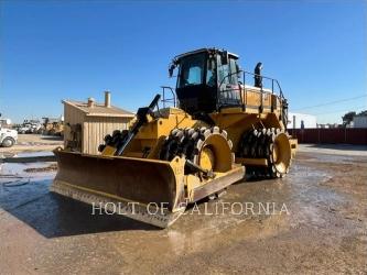 CAT 825K
