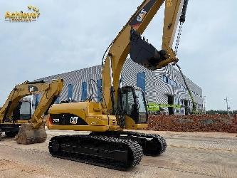 CAT 320 D