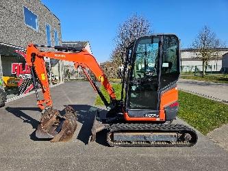 Kubota U 27-4
