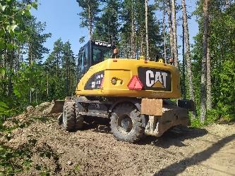 CAT M 313 D