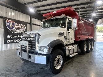 Mack GU713