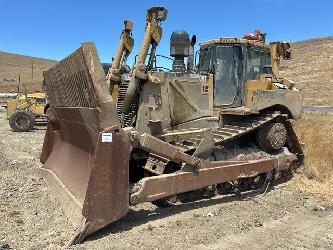 CAT D8T