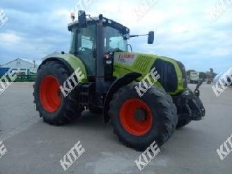 CLAAS Axion 820