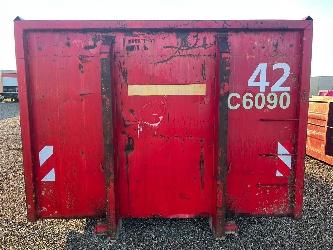  S6025