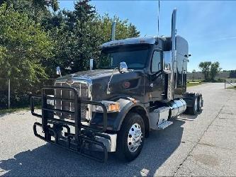 Peterbilt 567