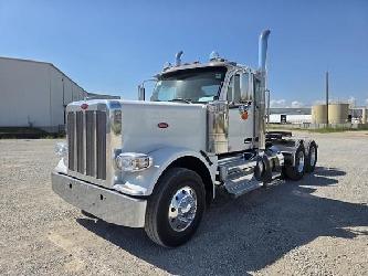 Peterbilt 589