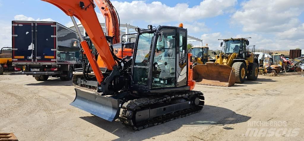 Hitachi ZX 85 Midi excavators  7t - 12t