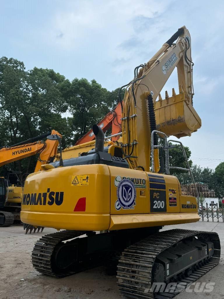 Komatsu PC 200-8 Midi excavators  7t - 12t