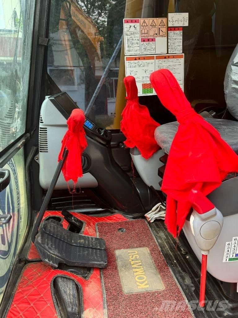 Komatsu PC 200-8 Midi excavators  7t - 12t