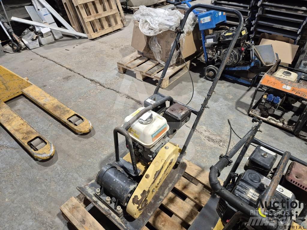  Baumax VP16/46P Plate compactors