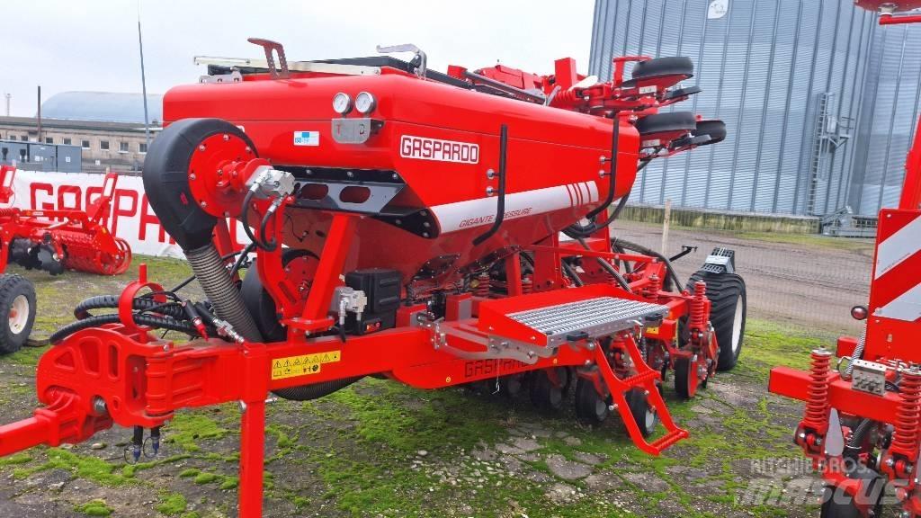 Gaspardo Gigante Drills