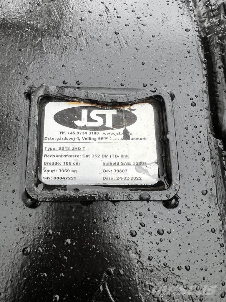 CAT 352-07 Crawler excavators