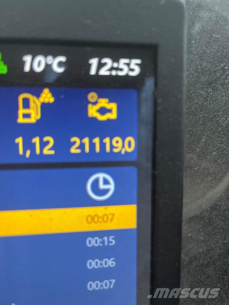 Komatsu 901 XC Harvesters