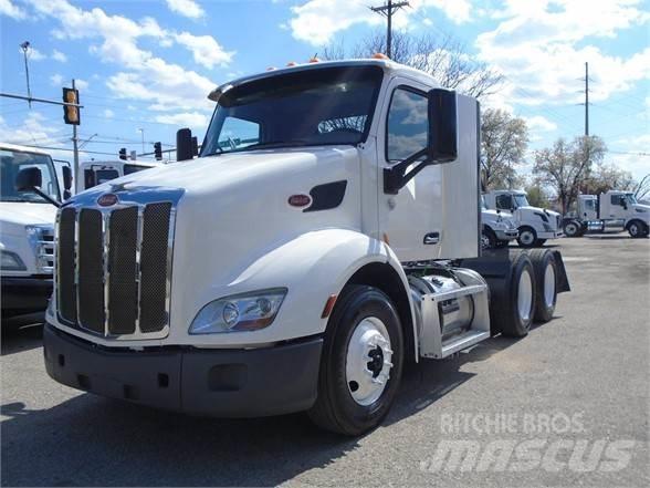 Peterbilt 579 Tractor Units