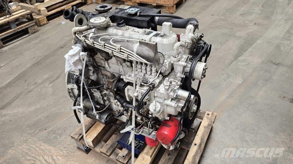 Kubota F2803 Engines