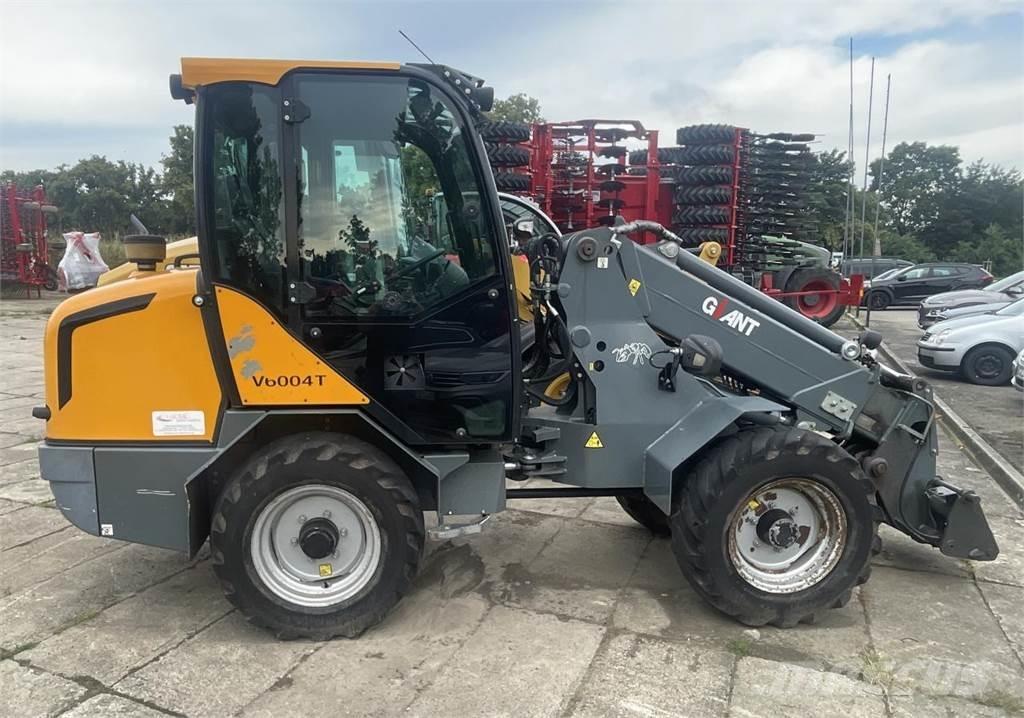 GiANT V  6004 T Mini loaders