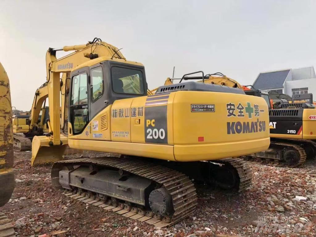 Komatsu 200-7 Crawler excavators