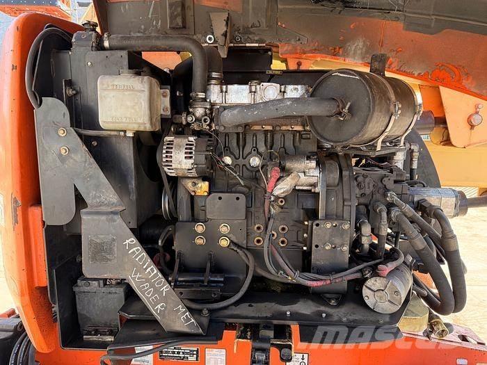 JLG 450AJ Articulated boom lifts